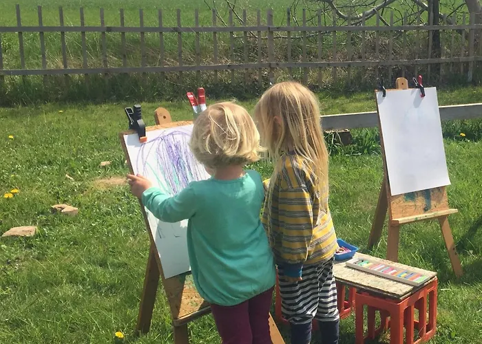 Wilde Möhre Bauwagen Sommerküche Draussen Abenteuer